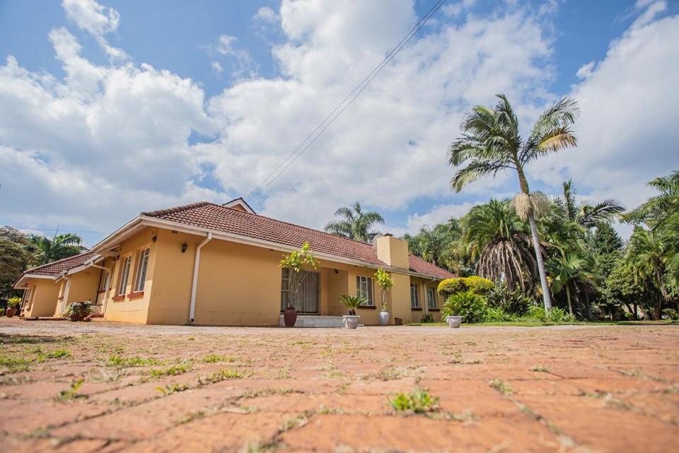 Palm Villa ハラレ エクステリア 写真
